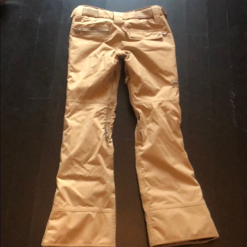 Holden snowboarding and ski pant